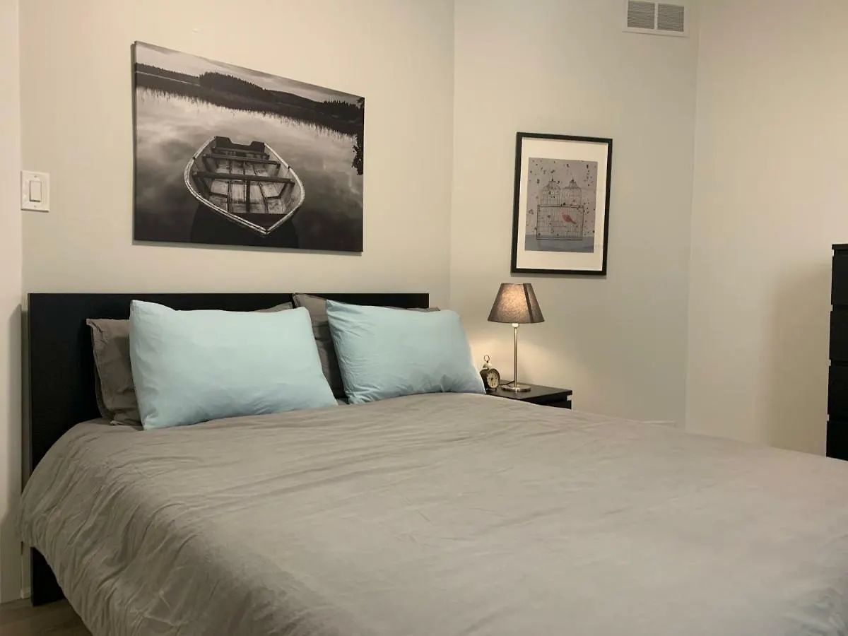 Kensington Suites Toronto Apartment