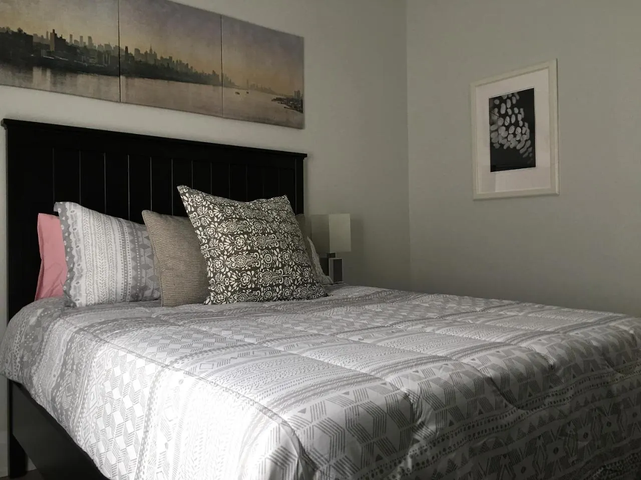 Kensington Suites Toronto 0*,